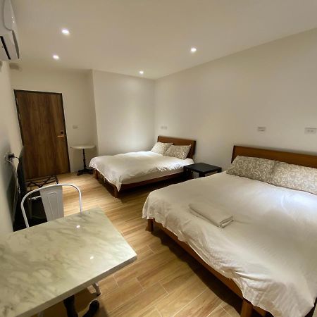 好室連連house Lien Lien Apartment Tainan Luaran gambar
