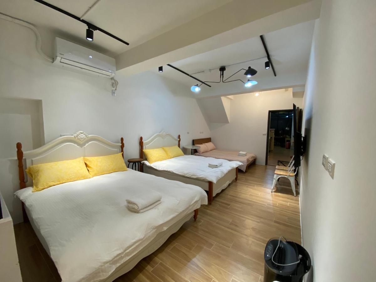 好室連連house Lien Lien Apartment Tainan Luaran gambar