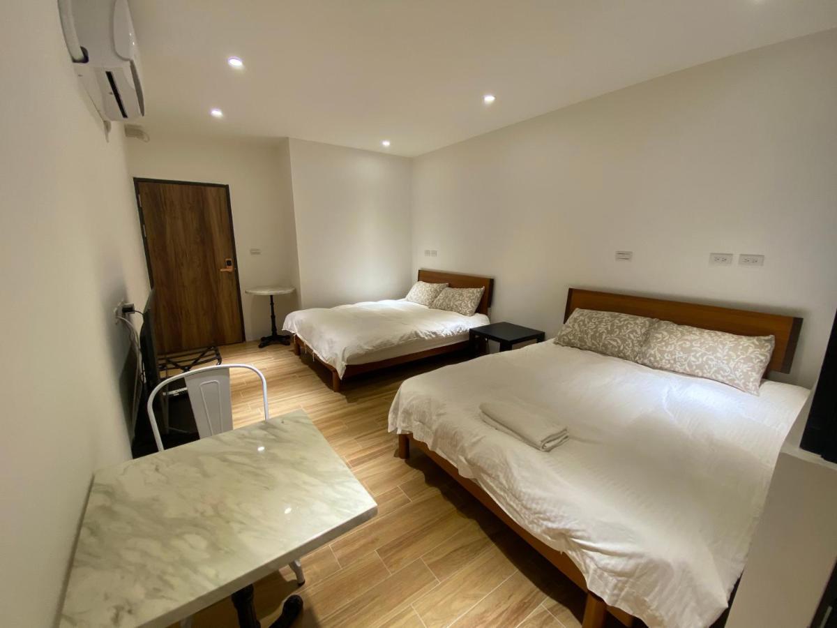 好室連連house Lien Lien Apartment Tainan Luaran gambar