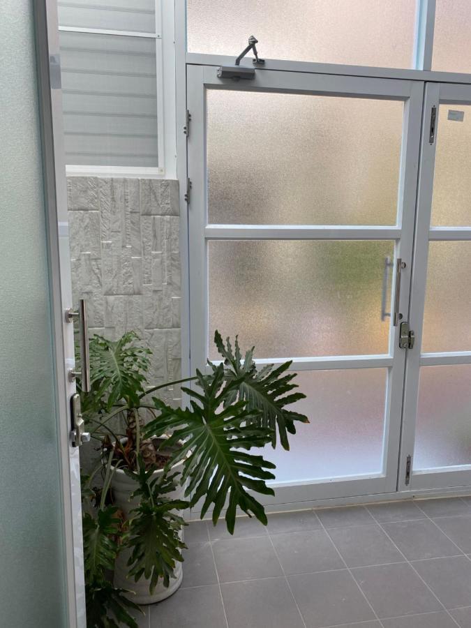 好室連連house Lien Lien Apartment Tainan Luaran gambar