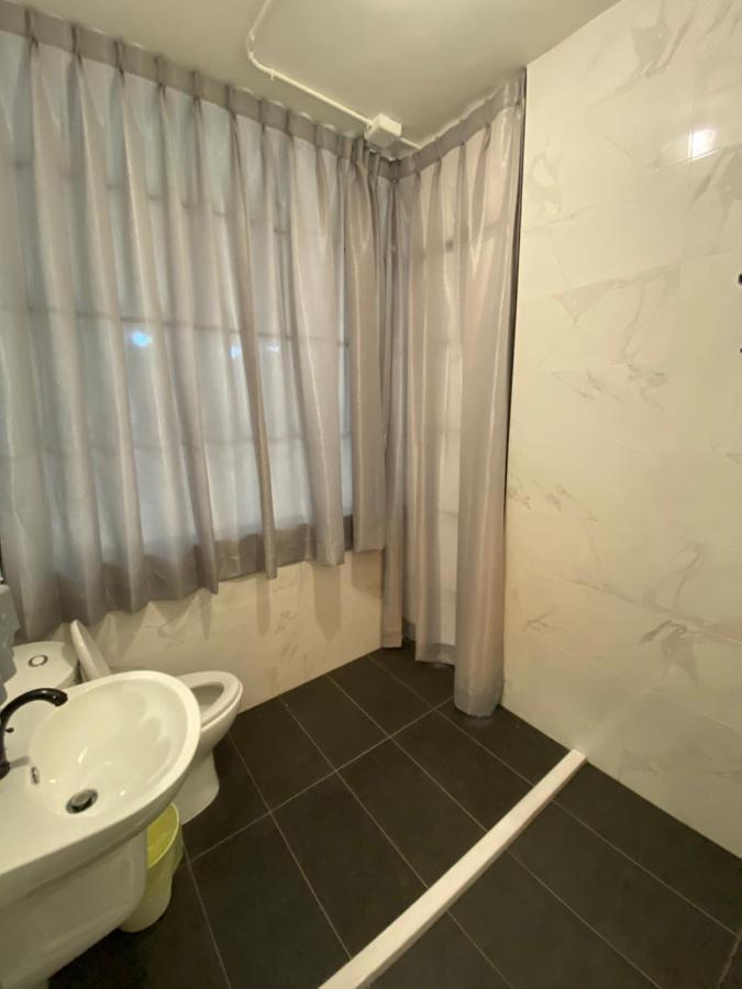 好室連連house Lien Lien Apartment Tainan Luaran gambar