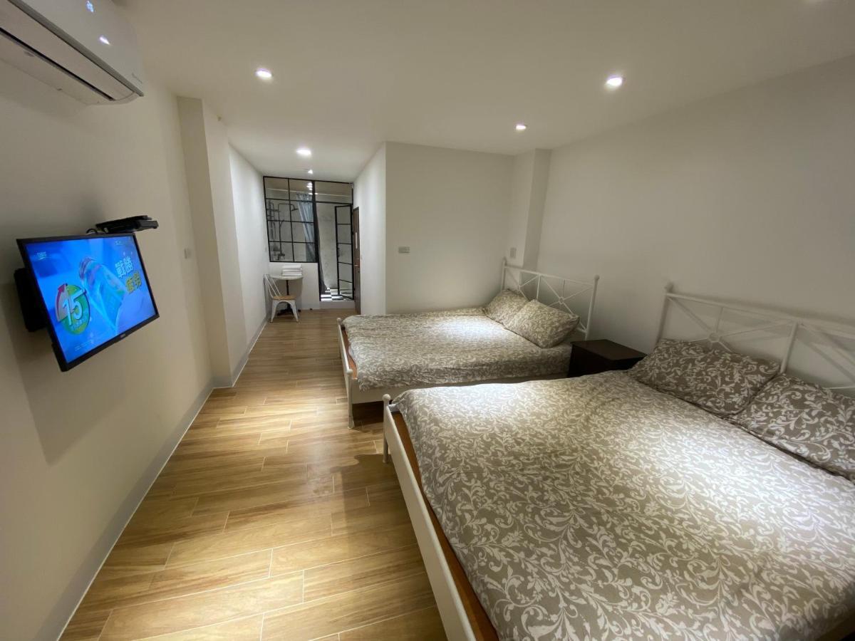 好室連連house Lien Lien Apartment Tainan Luaran gambar