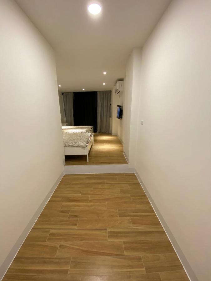 好室連連house Lien Lien Apartment Tainan Luaran gambar