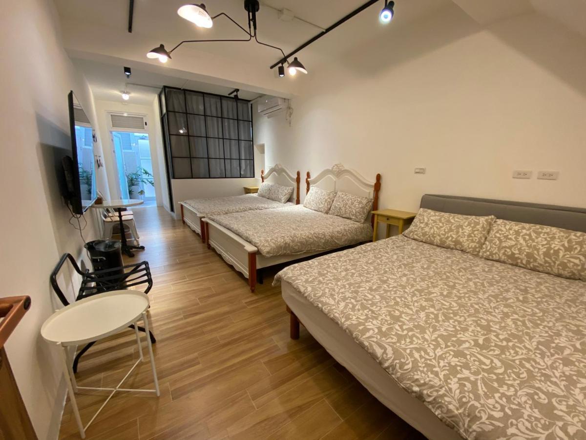 好室連連house Lien Lien Apartment Tainan Luaran gambar